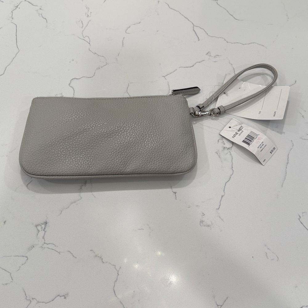 Nine West grey wallet wristlet - Picture 4 of 8